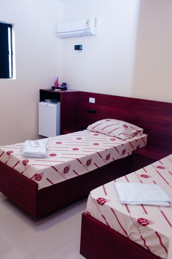 איטו Hotel E Motel Madrugada מראה חיצוני תמונה